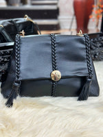 Load image into Gallery viewer, BUTTON CLASP TASSLE SHOULDER BAG
