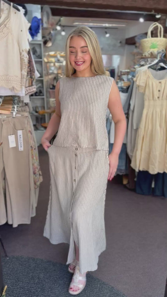 BYOUNG-FALLAKA STRIPE BUTTON SKIRT-CO-ORD