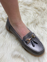 Load image into Gallery viewer, JoJo Loafer - Pewter
