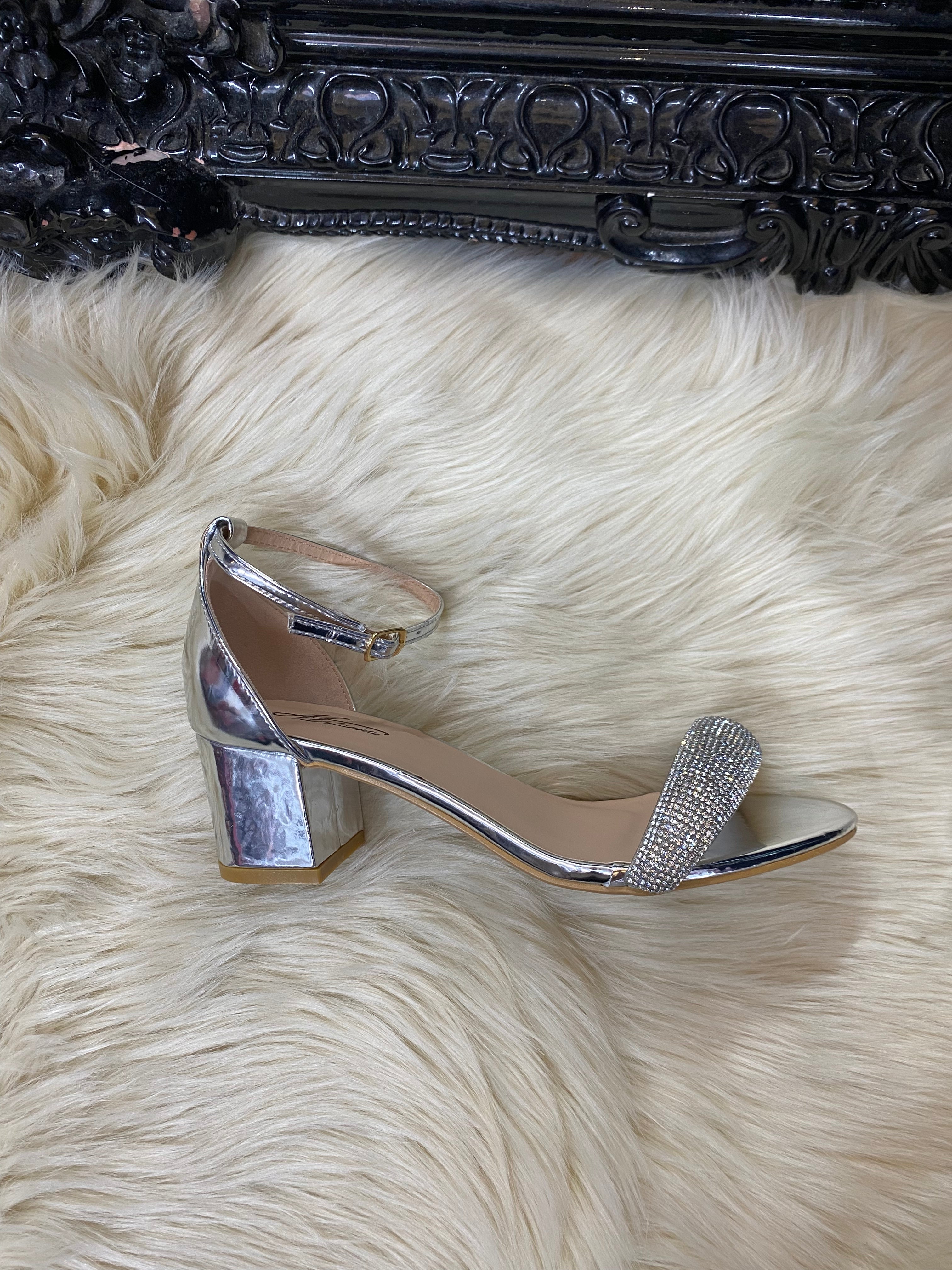 ANYA SILVER SHOE - ANKLE STRAP