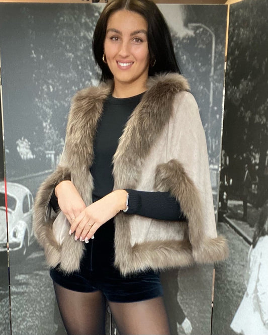JAYLEY Super Soft Faux Fur Jacket- Beige END OF LINE