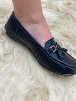 Load image into Gallery viewer, JoJo Loafer - Black
